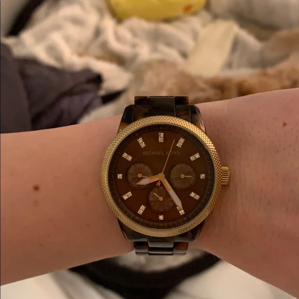 Michael kors watch in great condition!